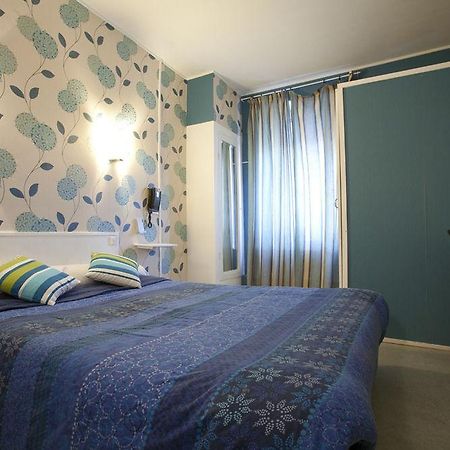 Hotel Le Parisien Remeš Exteriér fotografie