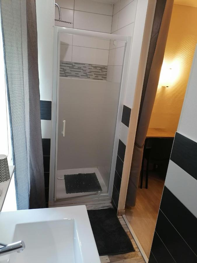 Hotel Le Parisien Remeš Exteriér fotografie